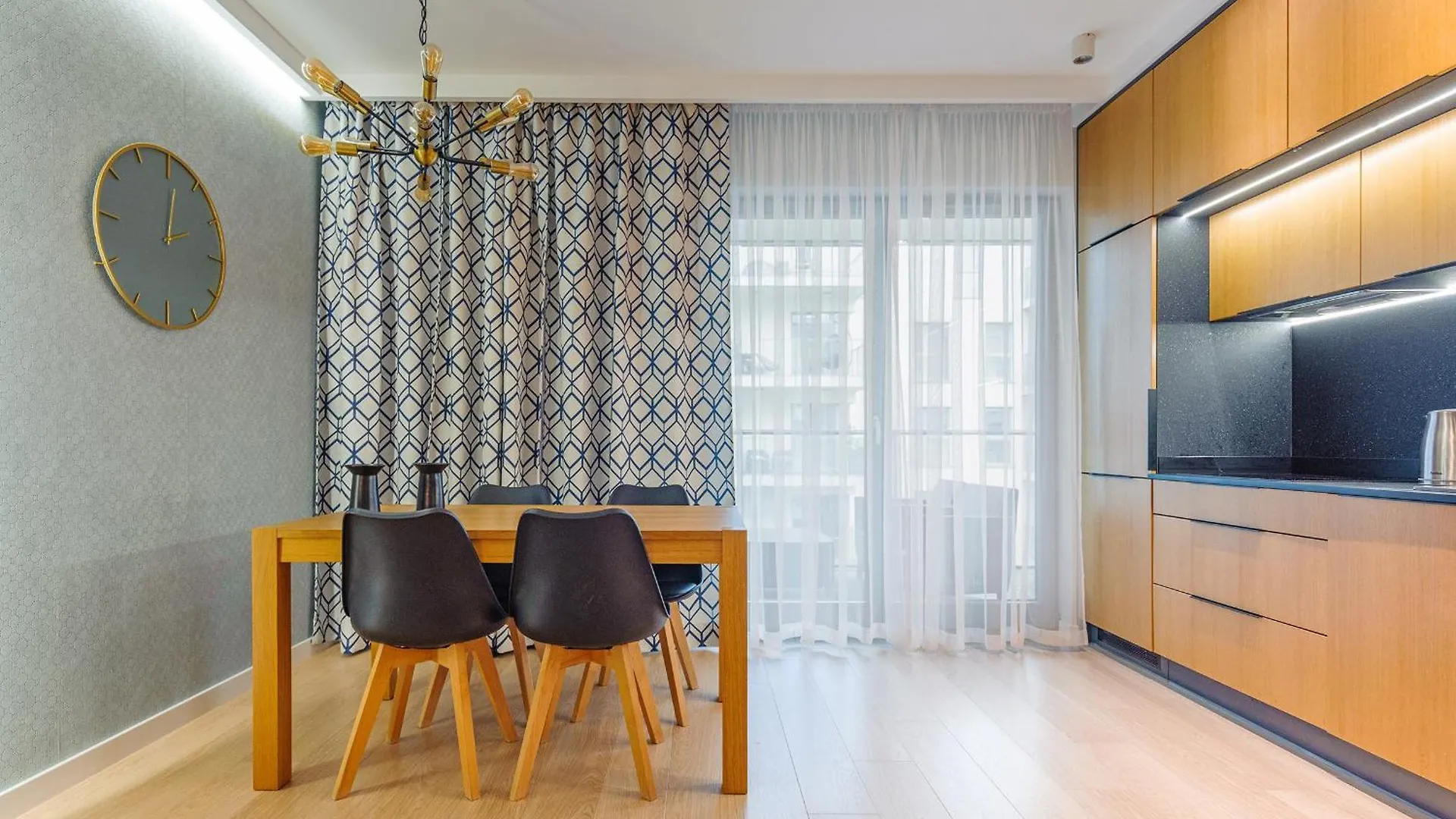 Tomorrow Land : Nadmorze Premium Apartment Gdansk